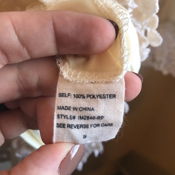 Illa Illa Cream Romper with Crochet Details - Picture 8 of 8